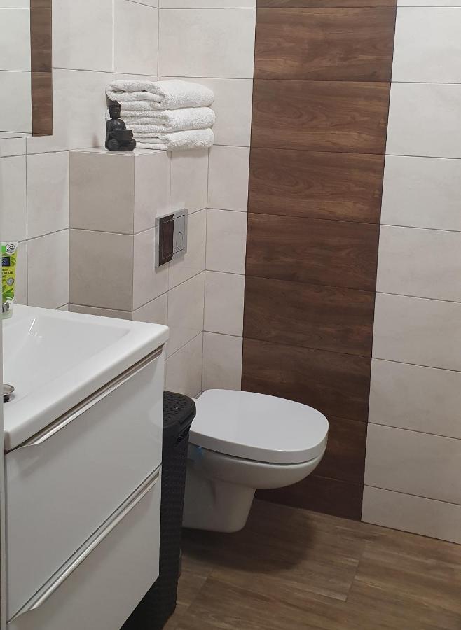 Apartamenty Bartnicza A Bielsko-Biala Exterior foto